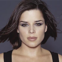 Чарльз Дэнс